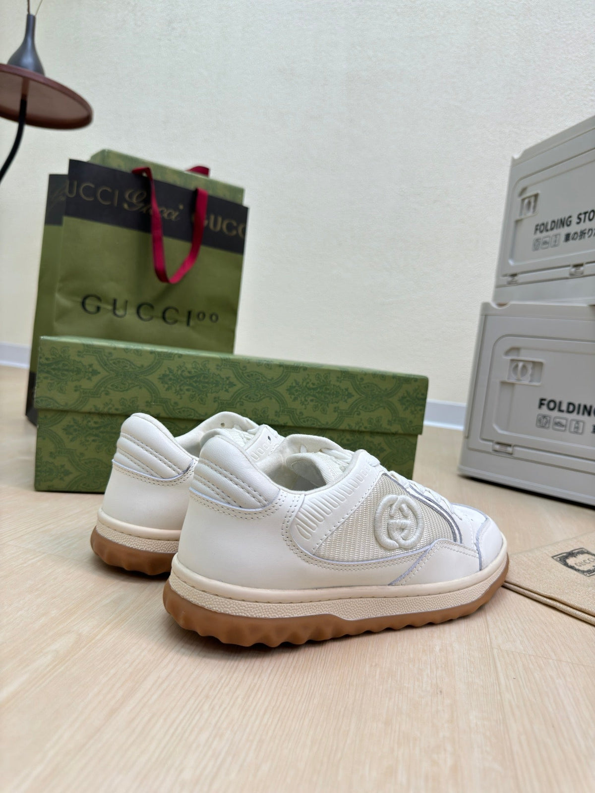GUCCI INTERLOCKING G SNEAKER WHITE BEIGE CALFSKIN AND FABRIC